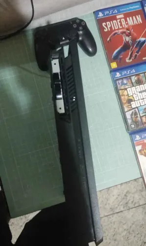 Vendo ou Ps4 slim+ Xbox One S, Troco por Xbox Série S ou Ps5 Dou diferença