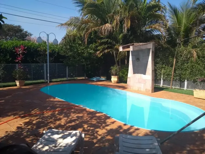Chácara aluga-se para finais de semana