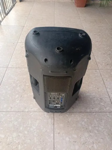 Caixa amplificada staner