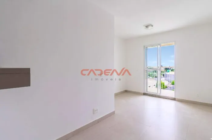 Apartamento com 3 quartos e 1 vaga para aluguel no Xaxim