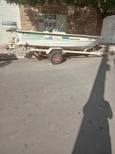 Barco a Venda