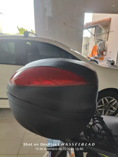 Baú Givi 45 litros