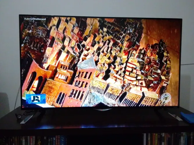 TV LG SMART 3D MODELO 49UB8300-SG.