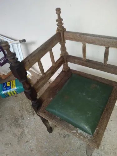 Mesa de telefone antiga