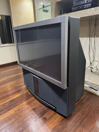 TV de Projeção Sony Antiga Gigante Vintage - / Colecionadores / Conserto