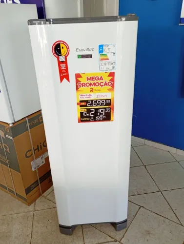 Geladeira Esmaltec 259L