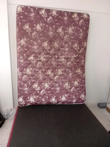 Cama casal com box separados 