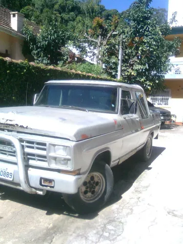 Ford F-1000 Super Diesel / Super Diesel Turbo 1986