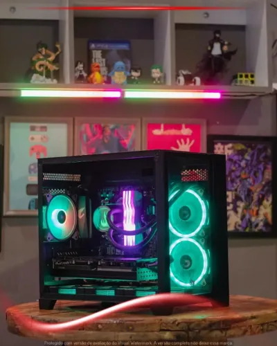 Setup Ryzen 7 3700x, 32gb Ram, 512gb Ssd, Rx 5700 xt 8gb, Water Cooler