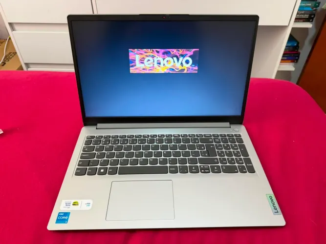 Notebook Lenovo IMPECÁVEL