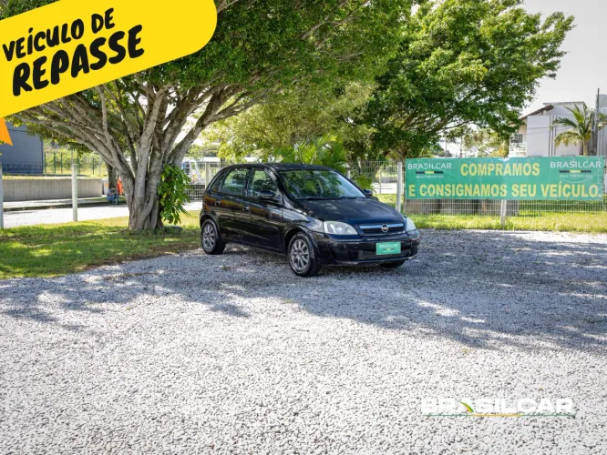 Chevrolet Corsa Hat. Premium 1.4 8V Econoflex 5P 2009