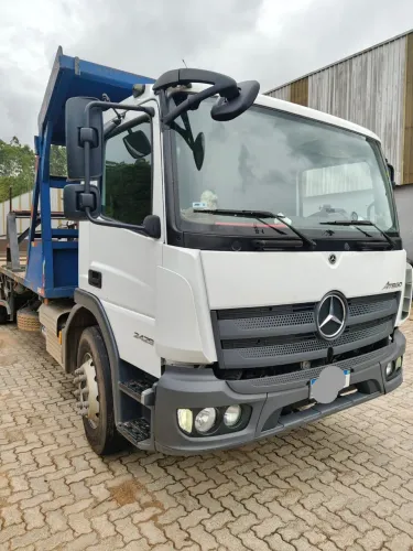 Mb. Atego 24 29. Truck automático no chassi. Ano 2025.