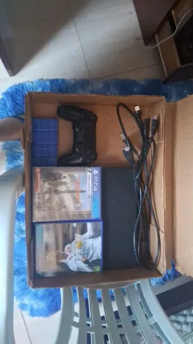 PS4 slim