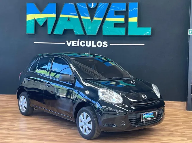 Nissan March 1.0 16V Flex Fuel 5P 2012
