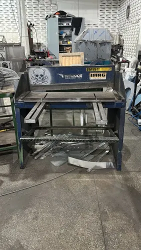 Guilhotina de 1 metro IMEC