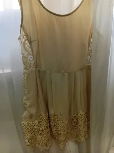 Vestido rendado