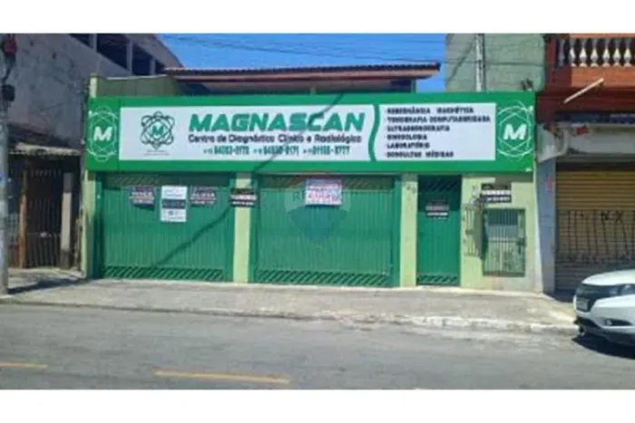 Espaço Comercial 440m² com Salas e Salões Presidente Dutra