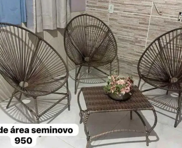 Jogo de cadeiras 
