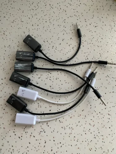 Adaptador P3 p/ P2