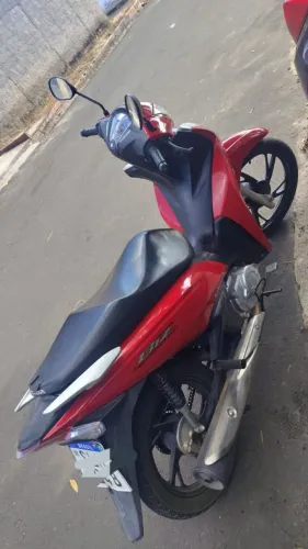 Vendo Honda Biz 110i