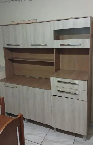 Vende-se Armário