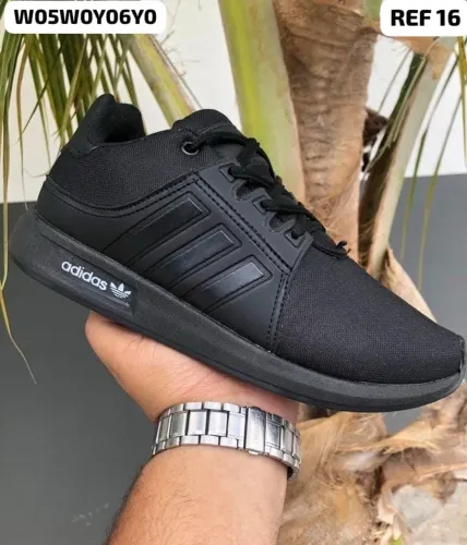 Tênis Adidas Preto feminino e masculino