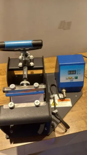 PRENSA TÉRMICA CILÍNDRICA CANECAS SUBLIMAÇÃO