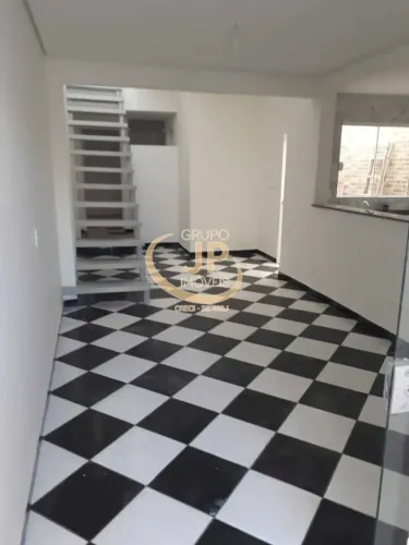 Sobrado para locação/ Central Parque/ 3 Dorm./ 1 Vaga/ Aluguel 2.600!