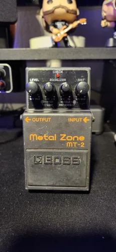 Boss MT-2 - Metal Zone