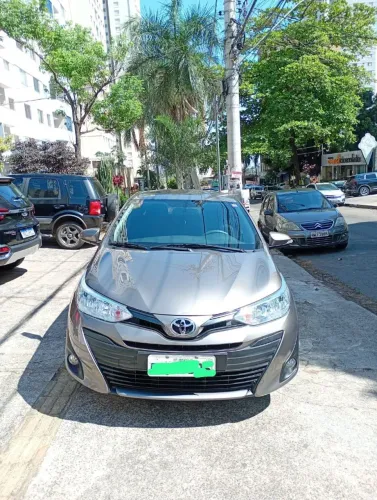 Toyota Yaris XL Sedan 1.5 Flex 16V 4P Mec. 2019
