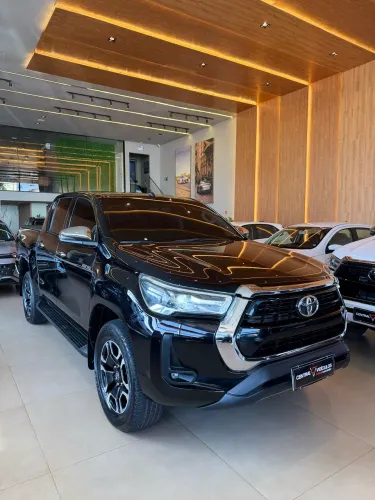 Toyota Hilux CD SRV 4X4 2.8 TDI Diesel Aut. 2022
