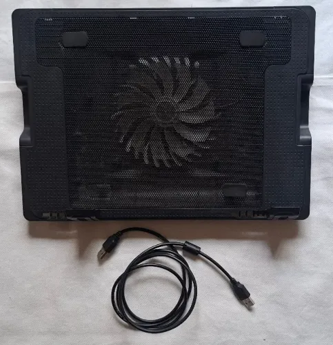 Suporte para notebook, marca multilaser, modelo AC 166, cor preta, 1 cooler de 12
