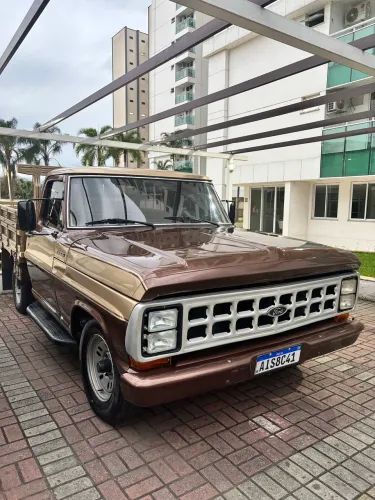 Ford F-1000 S. S. Diesel / S.s. Diesel Turbo 1985