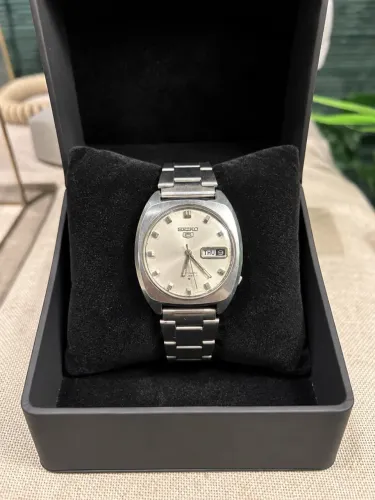 Seiko 5 Vintage - Automatic- 21 Jewels