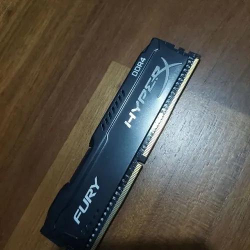 2 PENTES DE 8GB MEMÓRIA RAM DDR4 2133MHZ