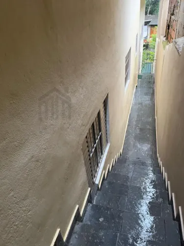 Casa com 2 cômodos e lavanderia ampla Parque Mira Flores - Itapevi - SP