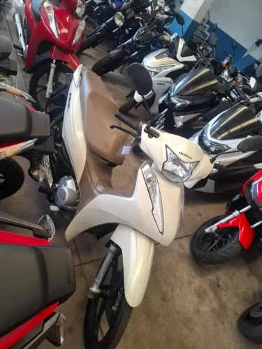 Honda Biz 125cc 2024