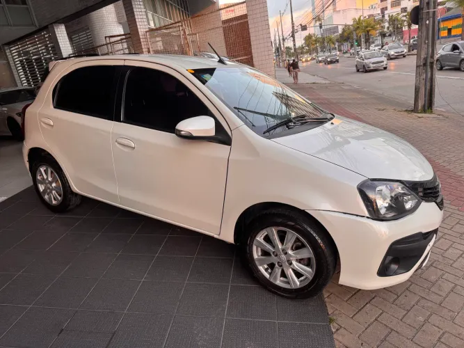 Toyota Etios X Plus 1.5 Flex 16V 5P Aut. 2020