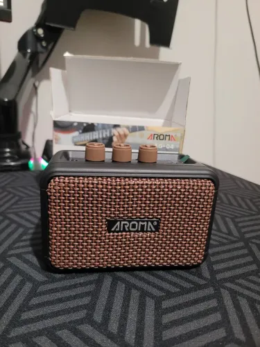 Caixa de som portátil para Guitarra - Modelo AG-04