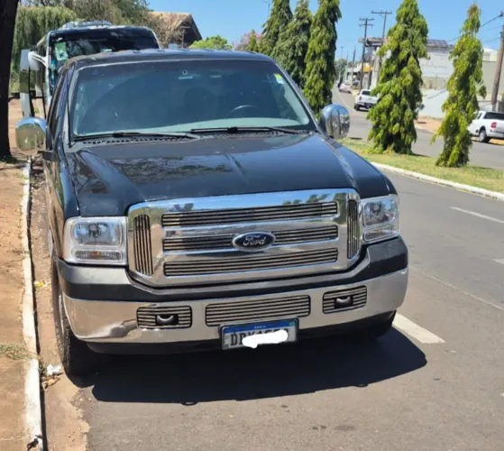 Ford F-250 XLT 4.2 180cv CD TB Diesel 2004