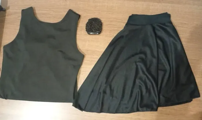 Collant e saia pretos para ballet adulto tamanho M (acompanha rede de cabelo)