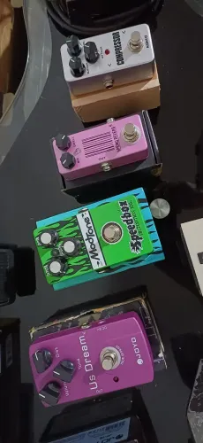 Pedais de Guitarra Vários de Único Dono LEIA