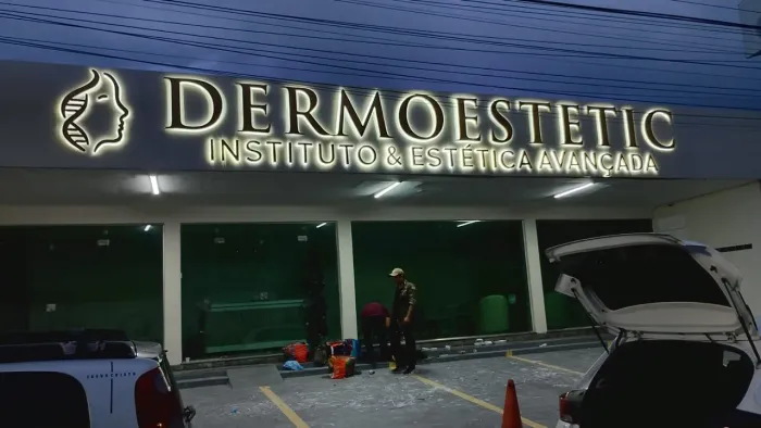 Letreiros luminosos em geral e letras caixa em led para fachada