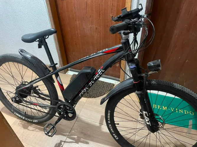 Bicicleta eletrônica aro 29 freio a disco