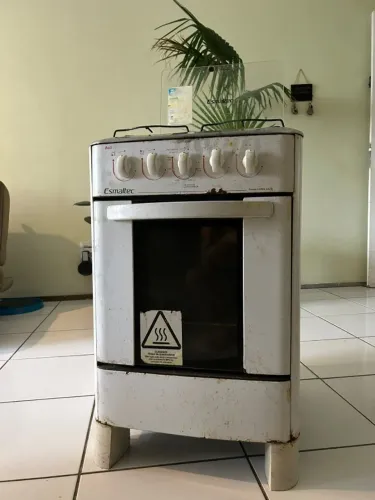 Fogão 4 Bocas Esmaltec Acendimento Manual - Bali com Forno Limpa FÁCIL