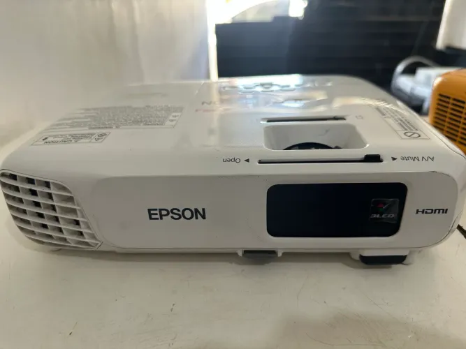 Projetor epson x24 com garantia 