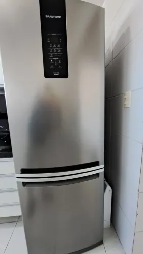 Geladeira Brastemp Inverse de aço inoxidável 460l