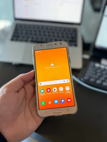 Celular Samsung J7 NEO