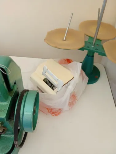 Máquina de costura Overlock
