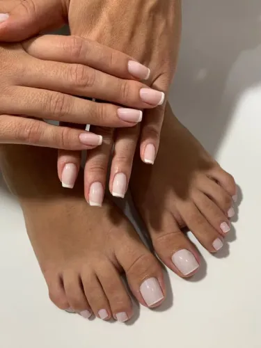 Manicure Pedicure